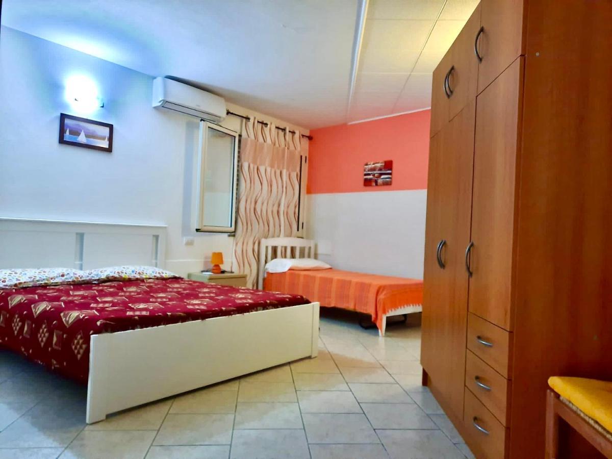 L'Oasi Di Chia Bed and Breakfast Εξωτερικό φωτογραφία