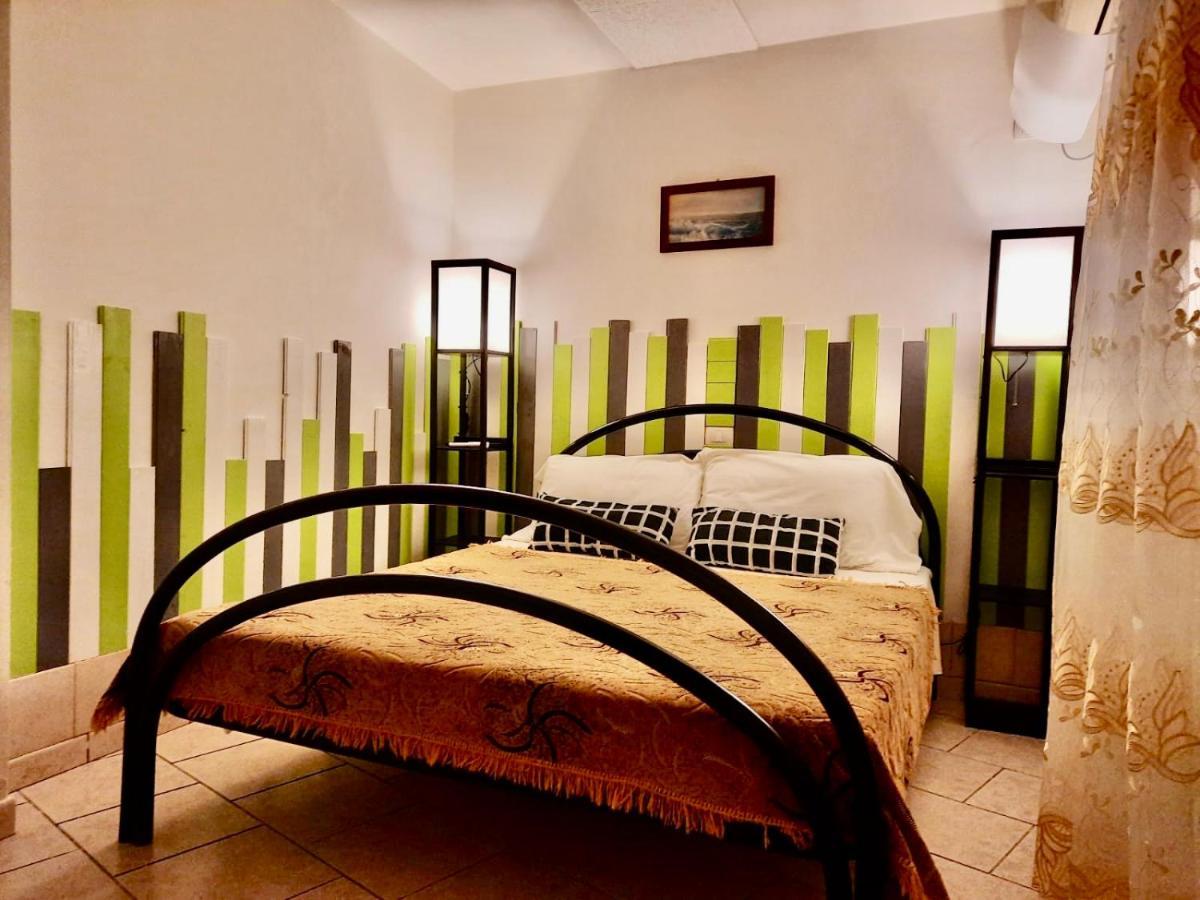 L'Oasi Di Chia Bed and Breakfast Εξωτερικό φωτογραφία