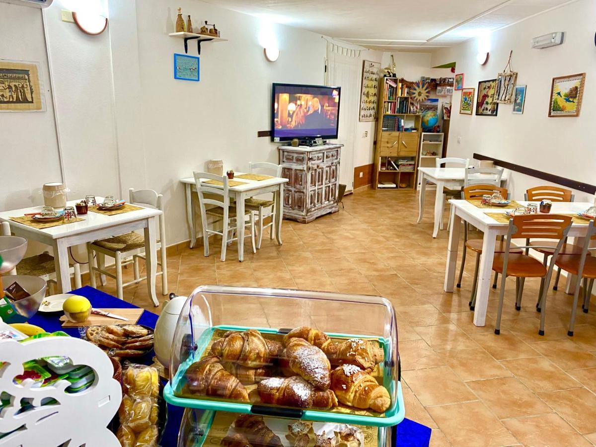 L'Oasi Di Chia Bed and Breakfast Εξωτερικό φωτογραφία
