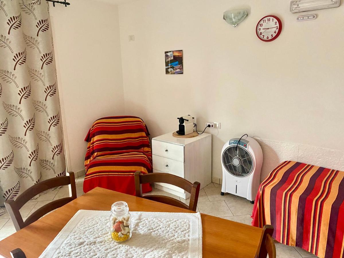L'Oasi Di Chia Bed and Breakfast Εξωτερικό φωτογραφία