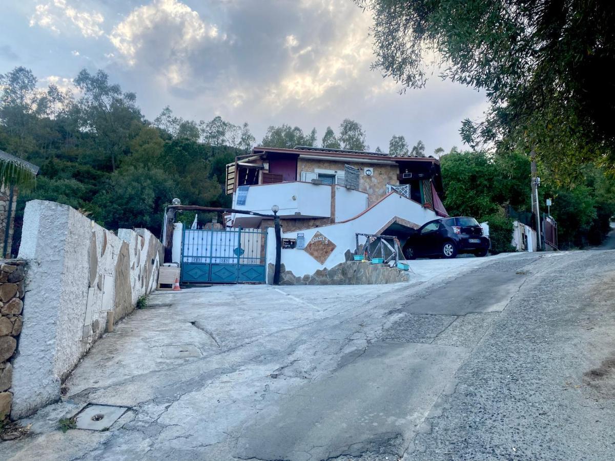 L'Oasi Di Chia Bed and Breakfast Εξωτερικό φωτογραφία