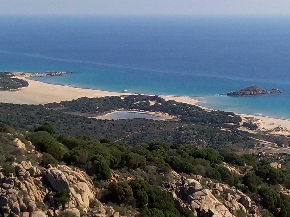 L'Oasi Di Chia Bed and Breakfast Εξωτερικό φωτογραφία
